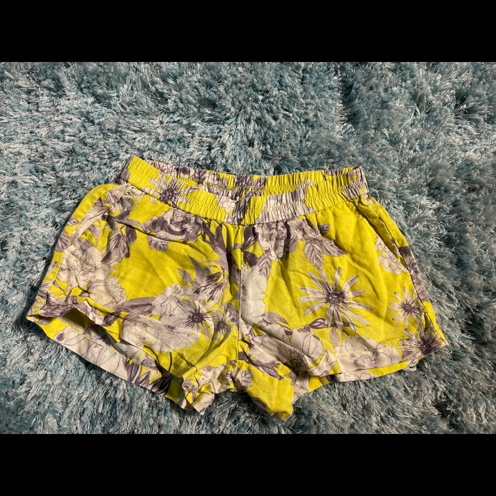 Kut from the Kloth linen shorts size 4  (0137)